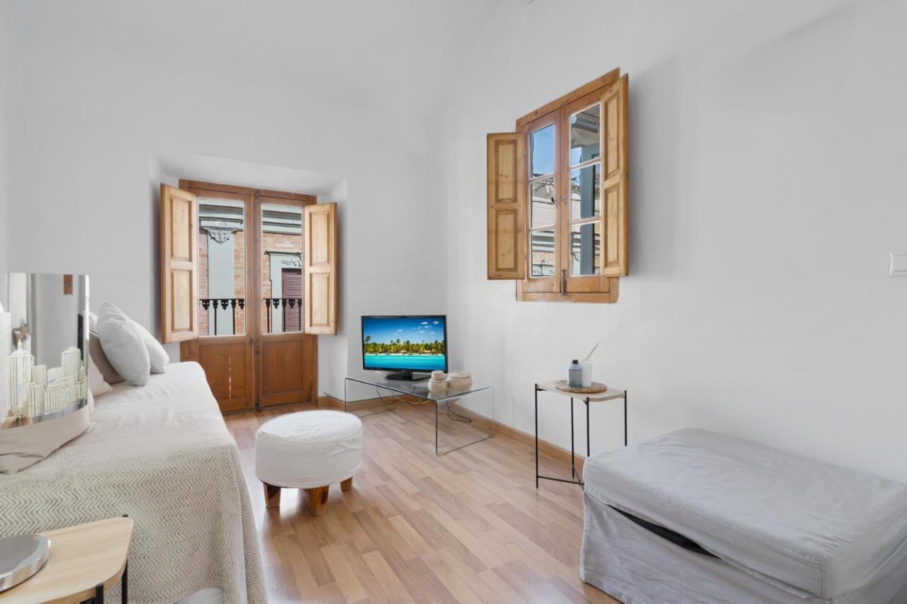 Penthouse In Malaga Historic Center By Costarentals - Mal01 Kültér fotó